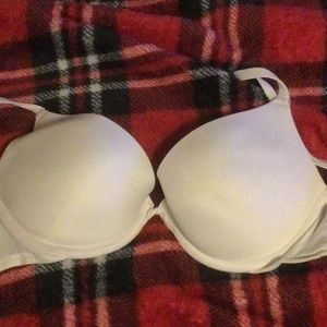 VS Pink Wear Everywhere Push-Up Bra